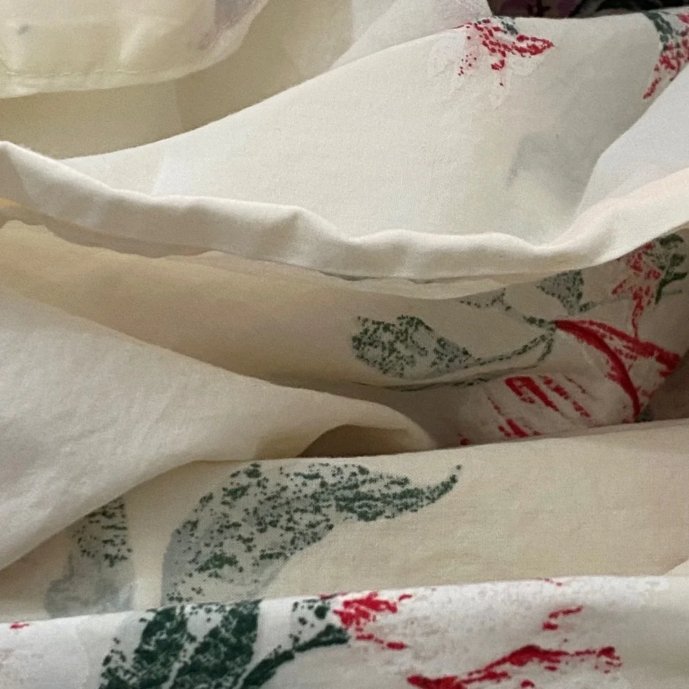 Vermont Country Store Floral King Size Flat Sheet Cream‎ Cotton Made in Portugal